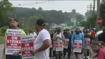 Republic Service trash collection workers go on strike