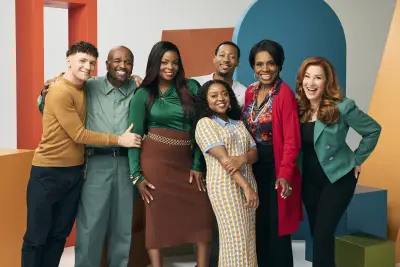Quinta Brunson posts photo with Kyle Schwarber after filming 'Abbott' episode at game Phillies slugger hit 4 homers