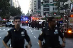 2 dead after shooting at Manhattan office building that houses NFL, Blackstone