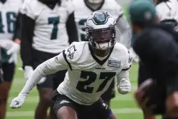 Eagles open practice game ball: Quinyon Mitchell is only making it a worse idea to throw his way