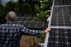 Gov. Shapiro warns Pa. congressional delgation that renewable energy cuts could cost state 26,000 jobs