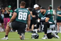 Eagles 2025 training camp practice notes, Day 12: Open practice soured by Landon Dickerson injury